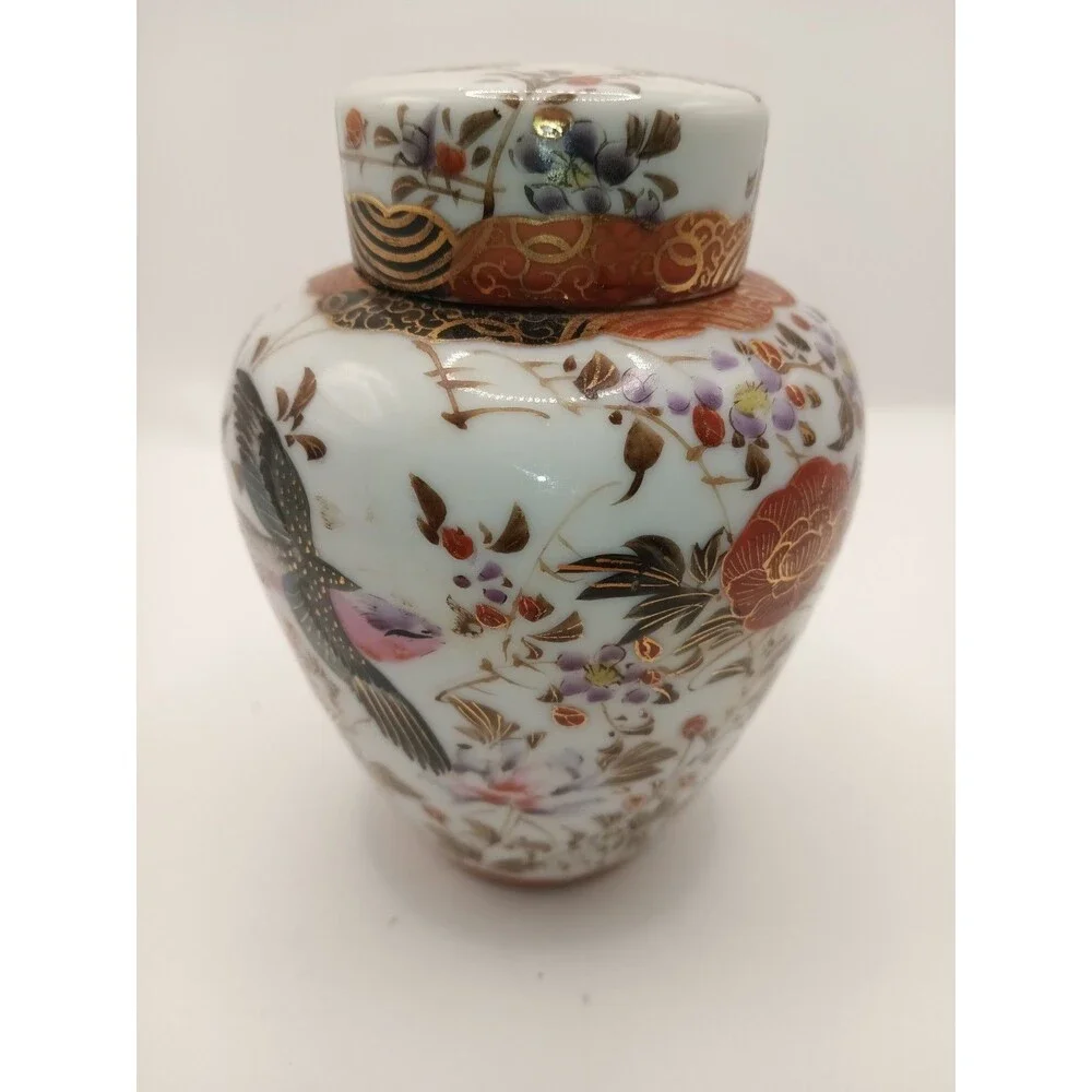 Vintage Kutani Japanese Hand Painted Lidded Ginger Jar 5